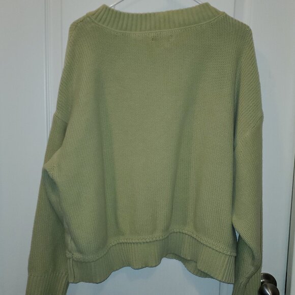 America Eagle Chunky Knit V-Neck Sage green Sweater Cropped XL - Picture 3 of 5